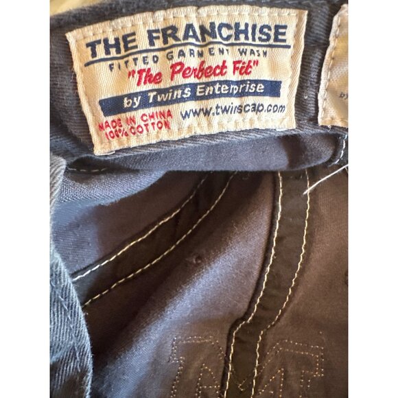 University Of Michigan "M" Distressed Size Small Baseball Ca Sport Athletic - Picture 5 of 7